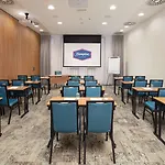 Hampton By Hilton Center Hotel 3*