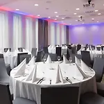 Hampton By Hilton Center