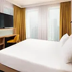 호텔 Hampton By Hilton Center 3*