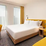 호텔 Hampton By Hilton Center 3*
