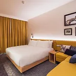 호텔 Hampton By Hilton Center 3*