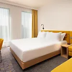 Hampton By Hilton Center 호텔