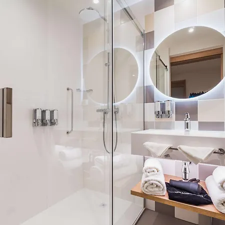 Hampton By Hilton Center Hotel 3*