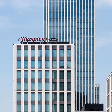 Hotell Hampton By Hilton Center