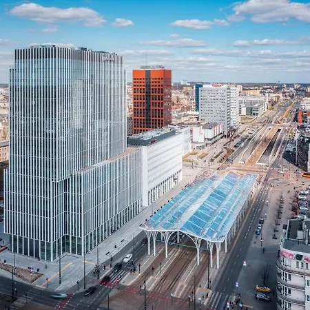 Hotell Hampton By Hilton Center