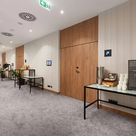 Hampton By Hilton Center Hotell Łódź