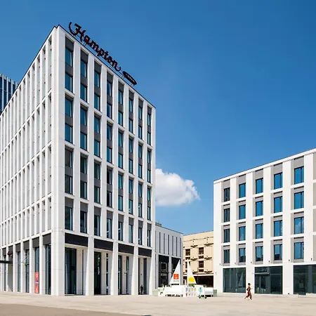 Hampton By Hilton Center 3*