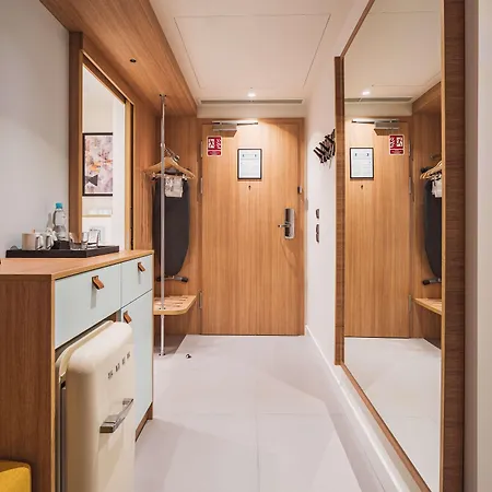 Hotell Hampton By Hilton Center 3*