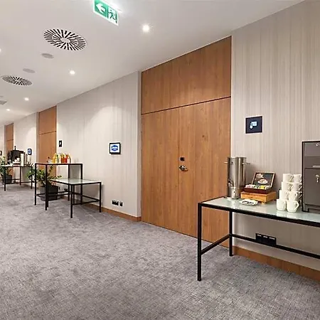 Hotel Hampton By Hilton Center