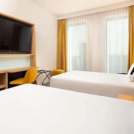 Hampton By Hilton Center Hotel 3*