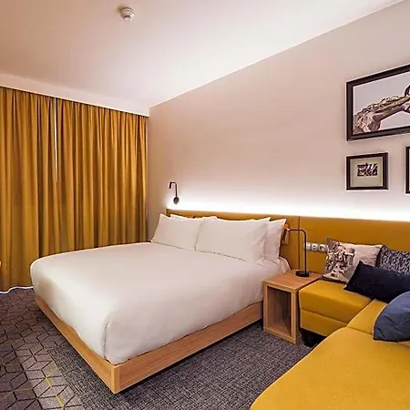 Hampton By Hilton Center Hotel 3*