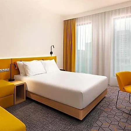 Hampton By Hilton Center Hotel 3*