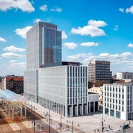 Hampton By Hilton Center Hotel 3*