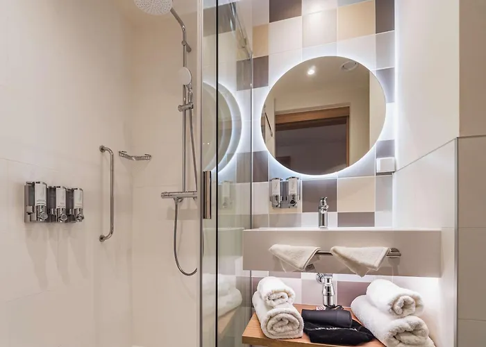 Hampton By Hilton Center 3* وودج