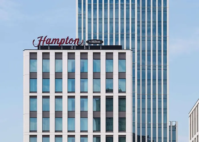 מלון Hampton By Hilton Center