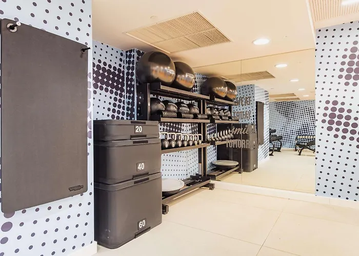 Hampton By Hilton Center