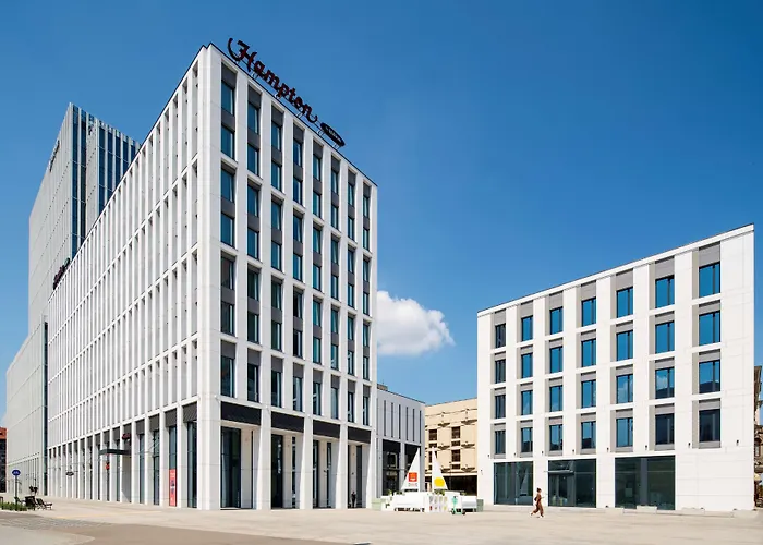 Hampton By Hilton Center 3*