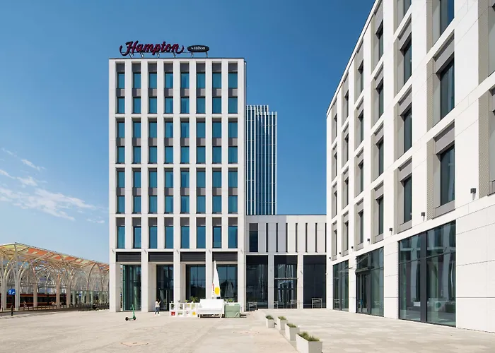 Hampton By Hilton Center 3*