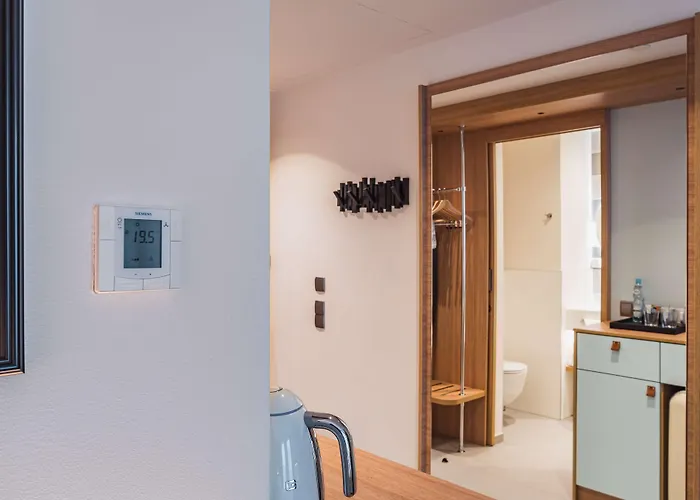 מלון Hampton By Hilton Center לודז'